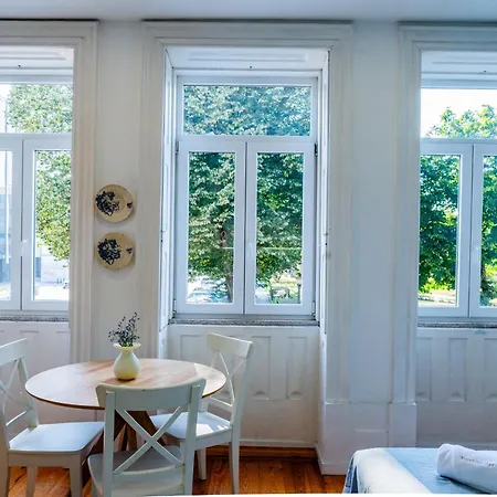 Viva Republica Serviced Apartman *